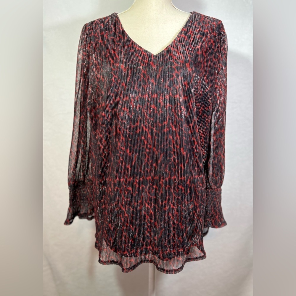 Cato Animal Print Blouse Women’s Size 14/16W Red and Black Shimmer Material - Picture 2 of 8
